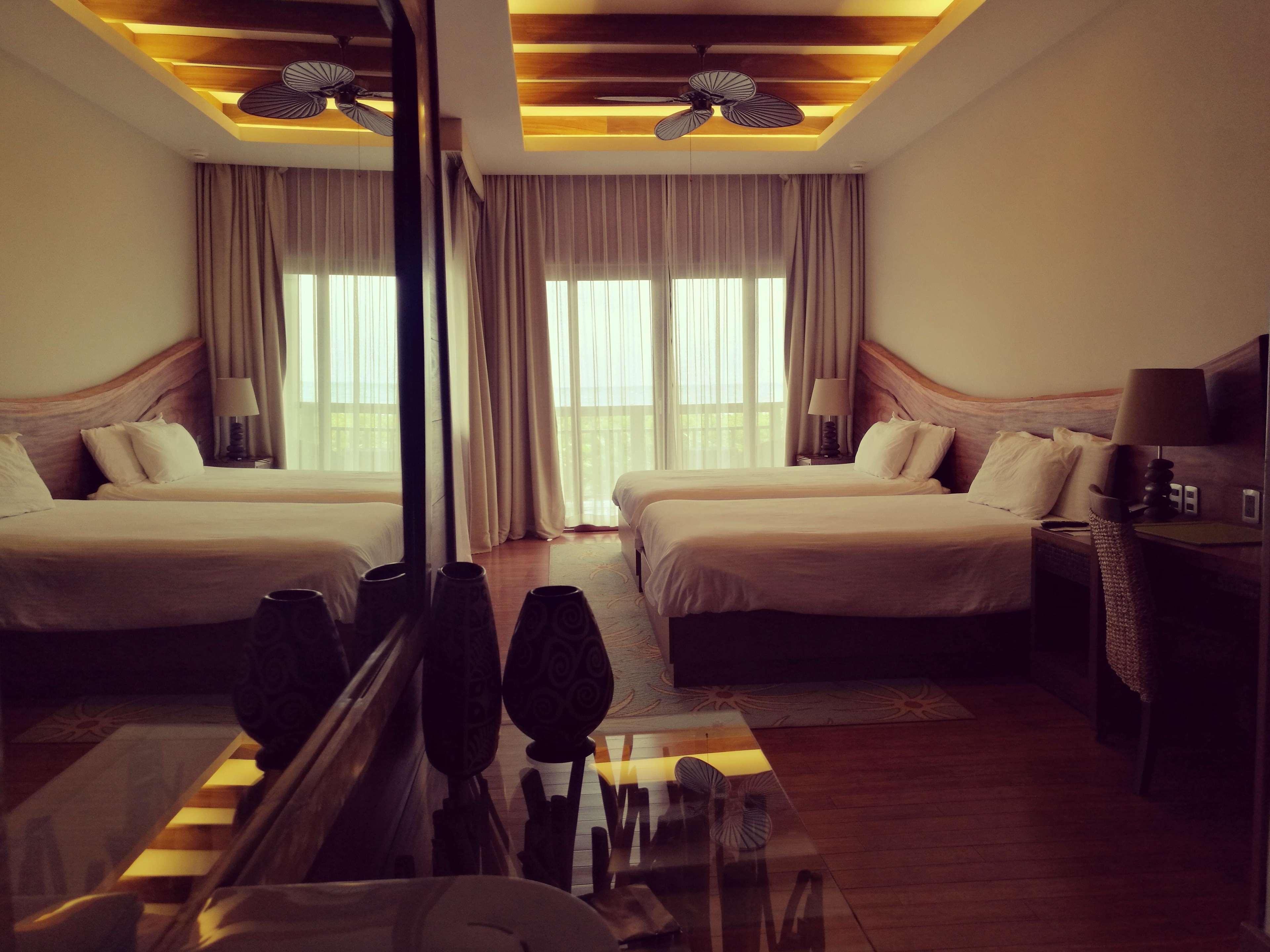 Indura Beach & Golf Resort Curio Collection By Hilton Тела Екстериор снимка