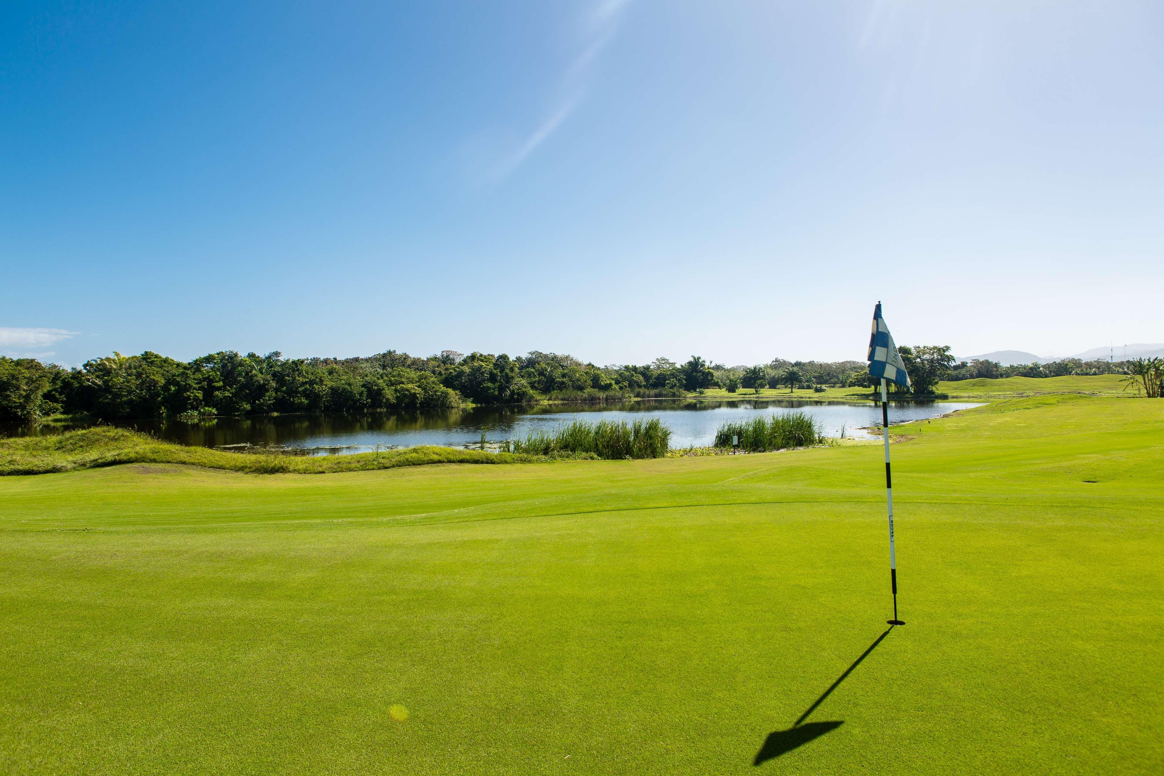 Indura Beach & Golf Resort Curio Collection By Hilton Тела Екстериор снимка