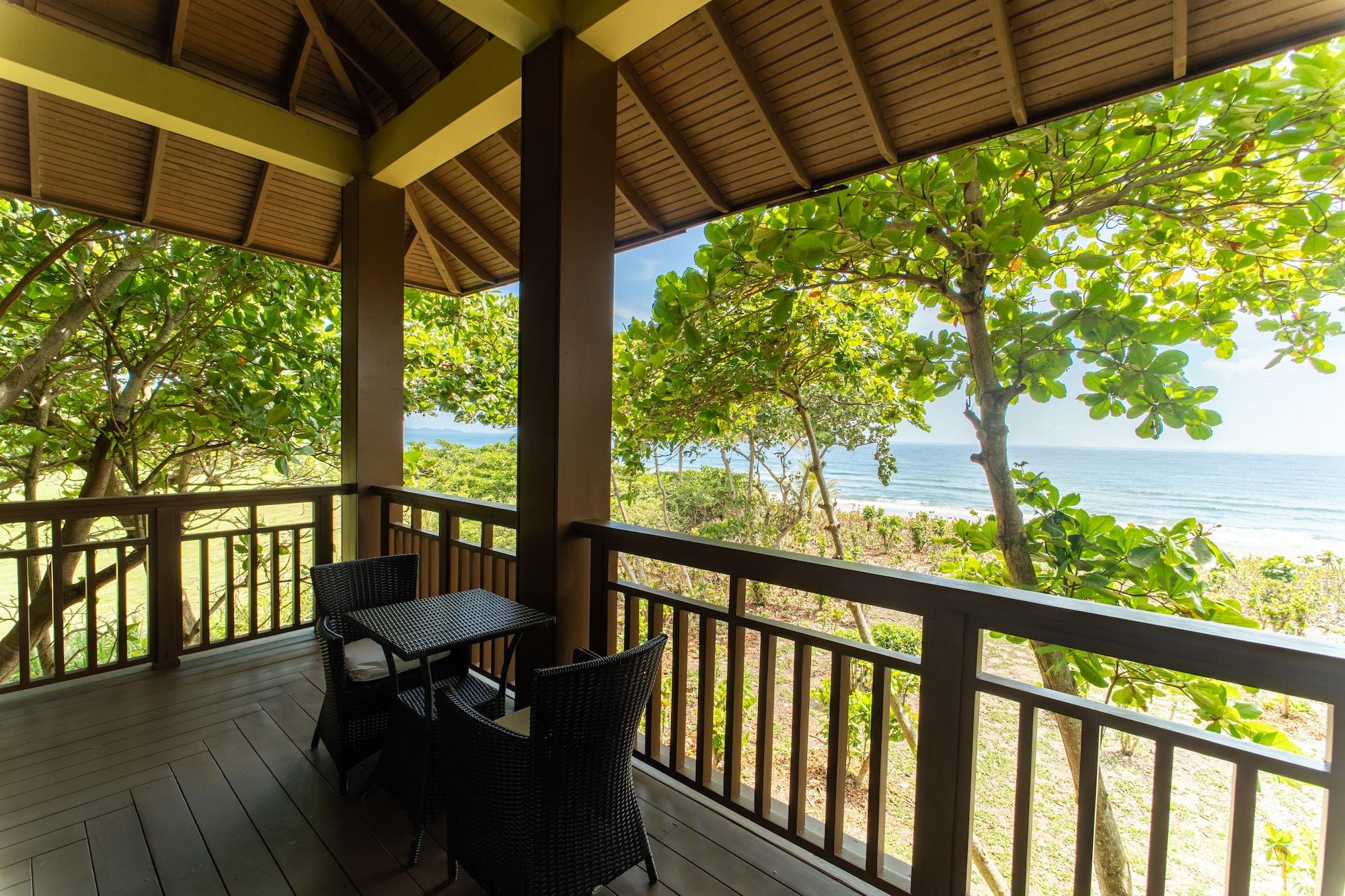 Indura Beach & Golf Resort Curio Collection By Hilton Тела Екстериор снимка
